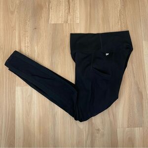 Fabletics Powerhold Mila Pocket Capri Leggings